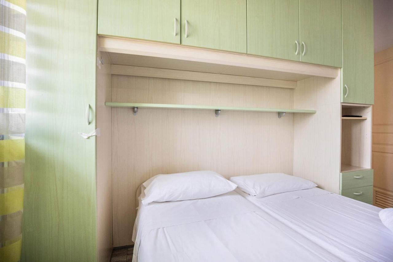 Maloma Apartment Peschiera del Garda Ngoại thất bức ảnh