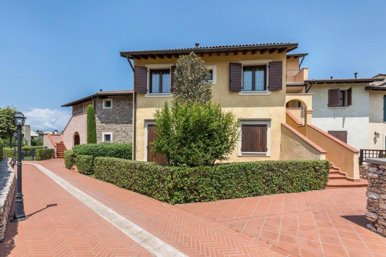 Maloma Apartment Peschiera del Garda Ngoại thất bức ảnh